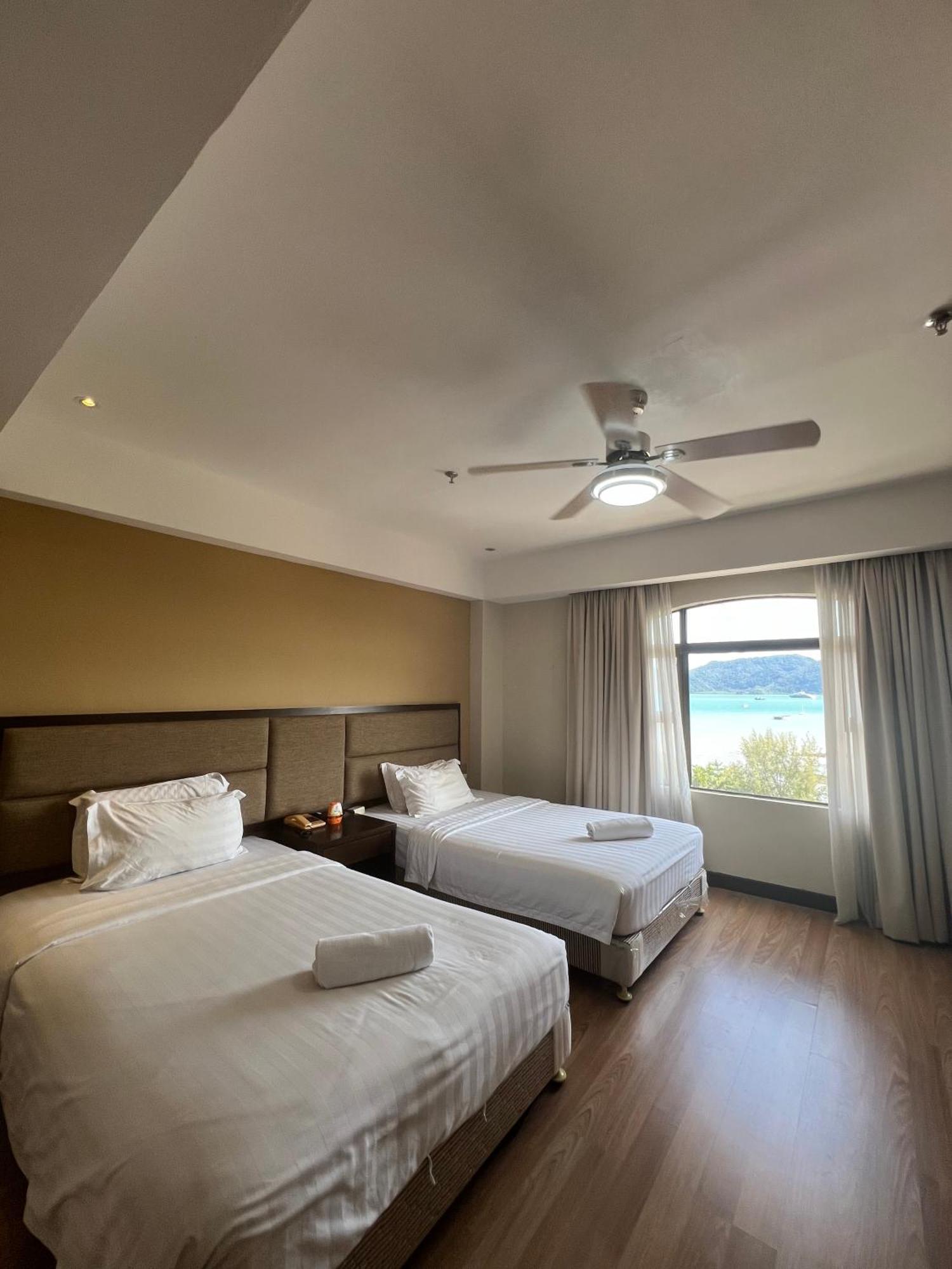 Hotel Langkasuka Langkawi Куа Екстериор снимка
