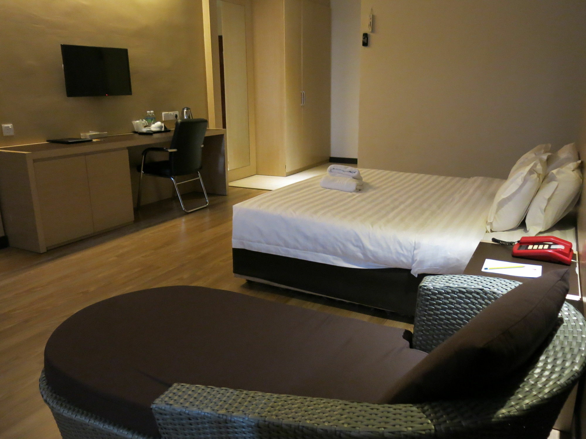 Hotel Langkasuka Langkawi Куа Екстериор снимка