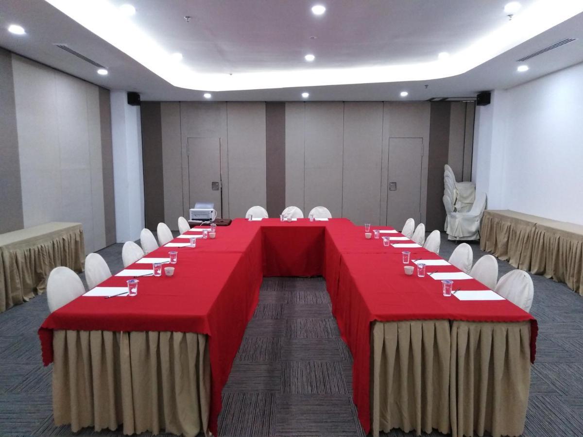 Hotel Langkasuka Langkawi Куа Екстериор снимка