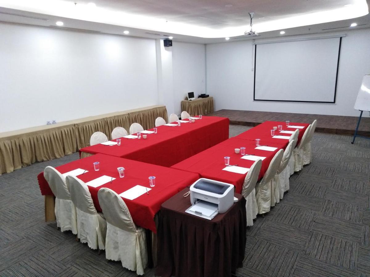 Hotel Langkasuka Langkawi Куа Екстериор снимка