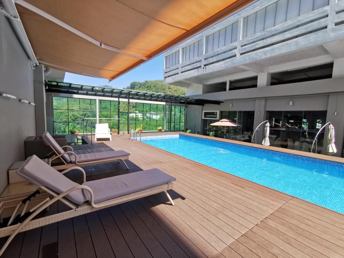 Hotel Langkasuka Langkawi Куа Екстериор снимка